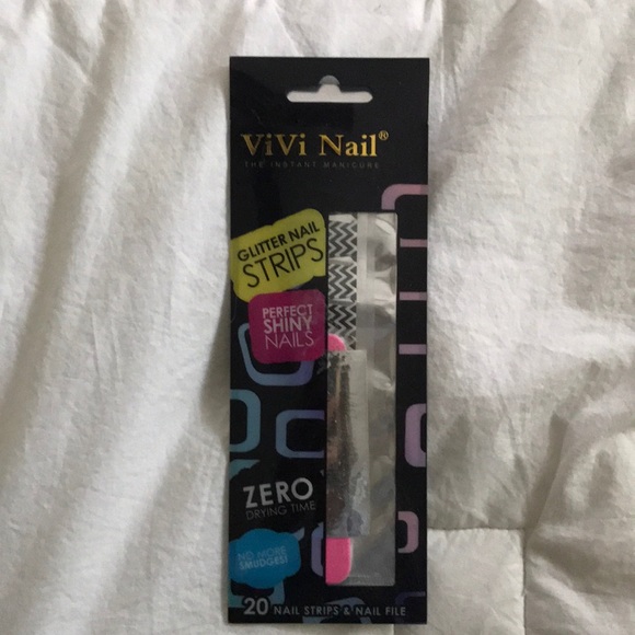 Other - Viví nails nail strips